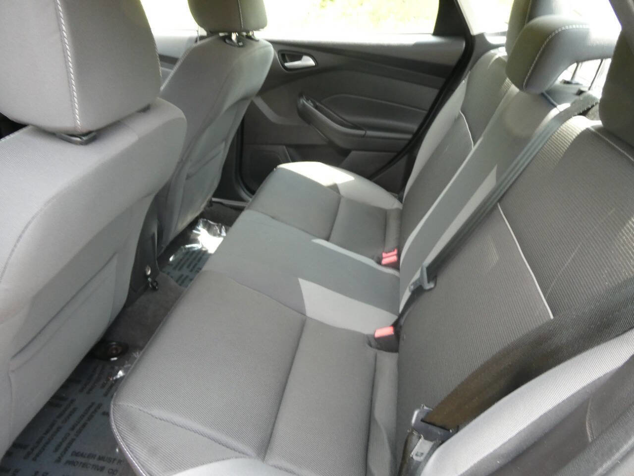 Used 2014 Ford Focus SE w/ Interior Protection Package image 17