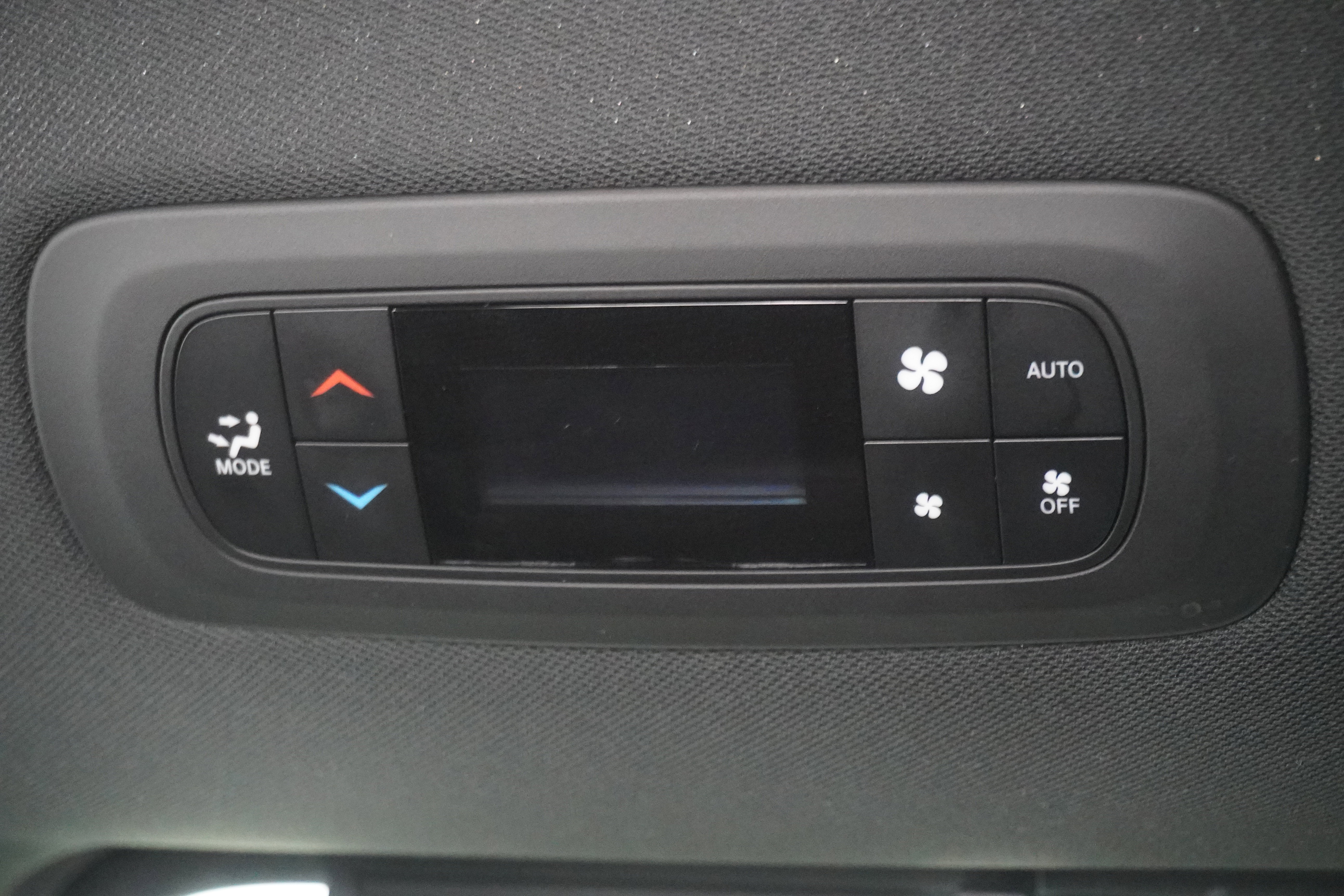 Used 2020 Chrysler Pacifica Touring-L Plus image 15