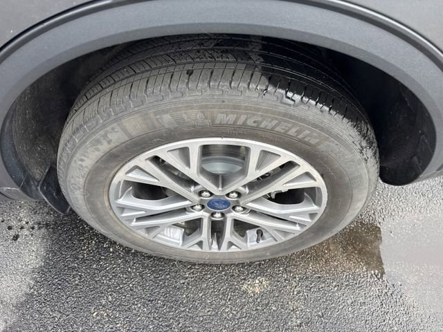 Certified 2022 Ford Escape SEL AWD/4WD image 15
