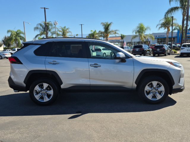 Used 2025 Toyota RAV4 XLE FWD image 4