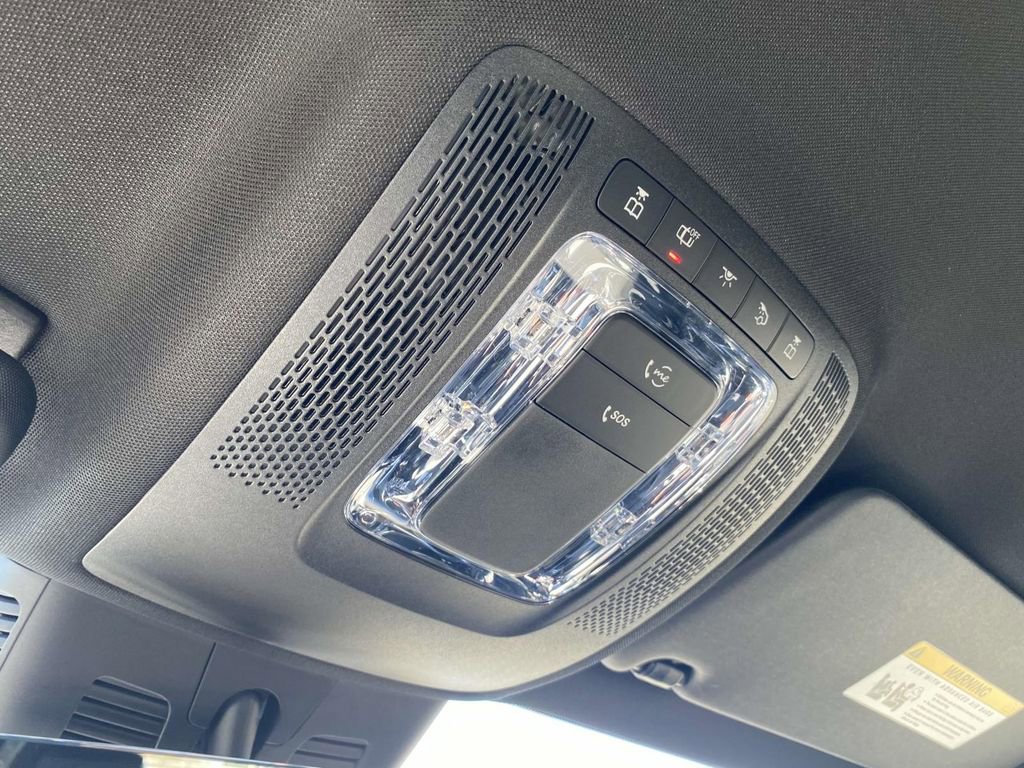 Certified 2025 Mercedes-Benz GLB 250 image 32