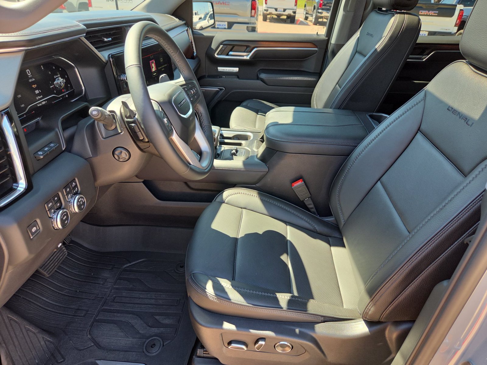Used 2024 GMC Sierra 1500 Denali w/ Denali Reserve Package AWD/4WD image 20