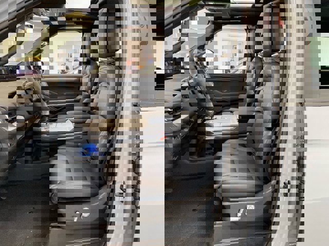 New 2025 Lincoln Navigator L Reserve w/ Jet Appearance Package image 19