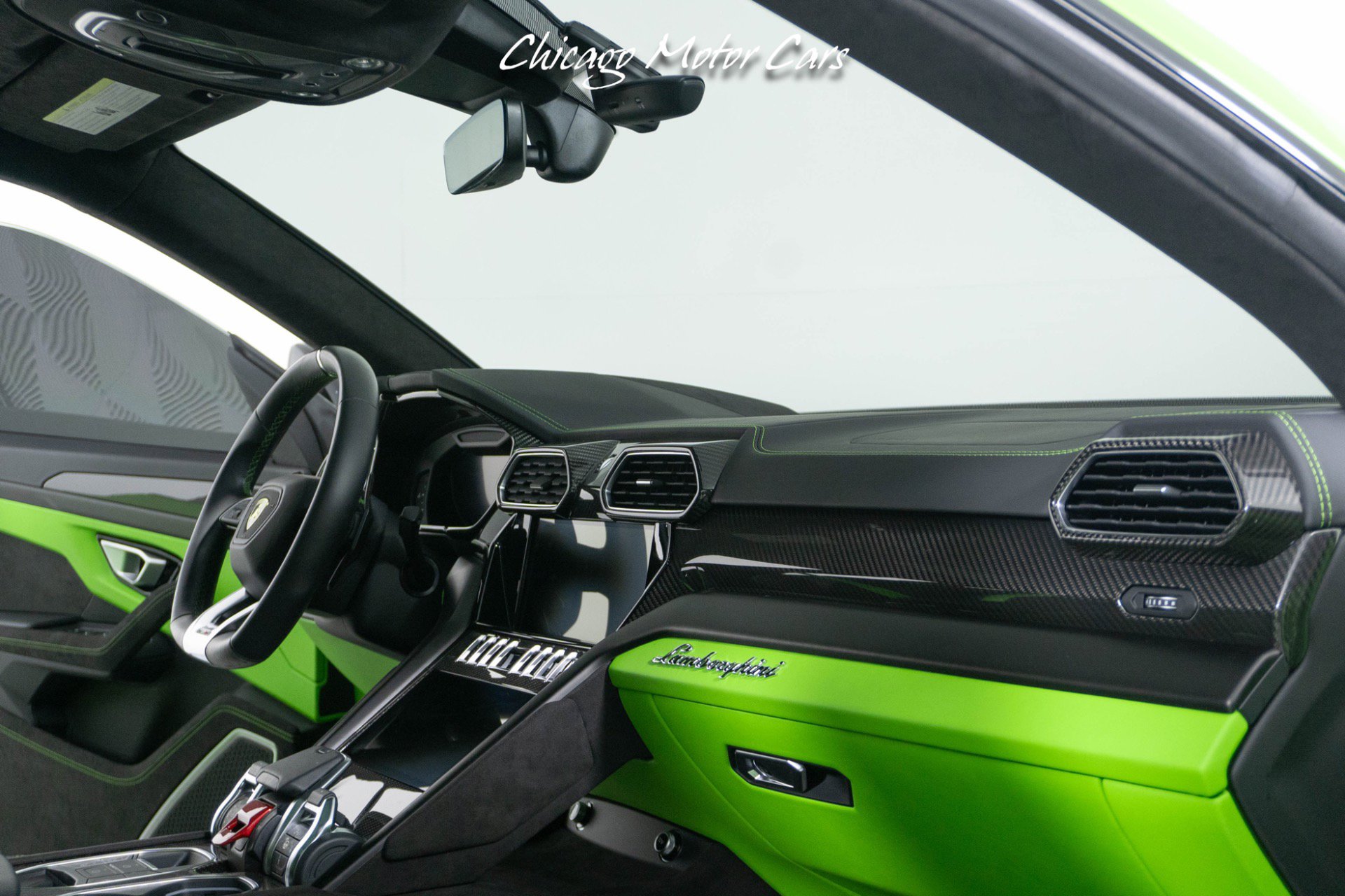 Used 2023 Lamborghini Urus S image 32