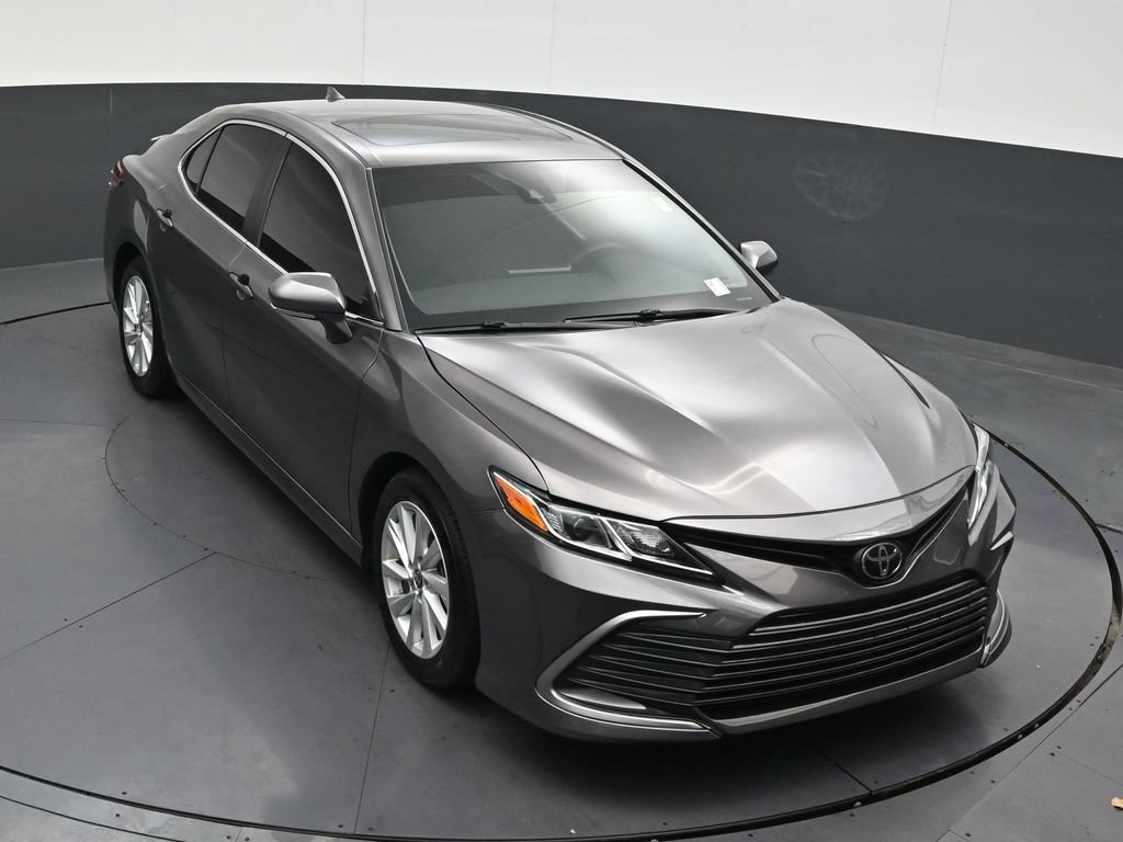Used 2024 Toyota Camry LE w/ Convenience Package FWD image 22