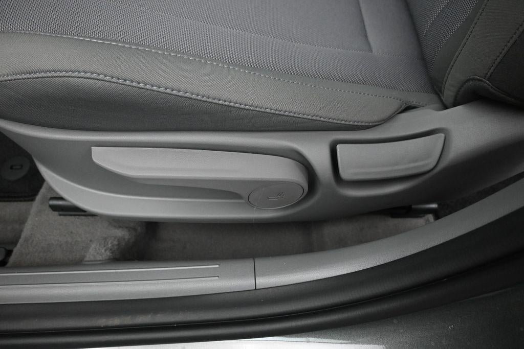 New 2026 Hyundai Elantra SE FWD image 22