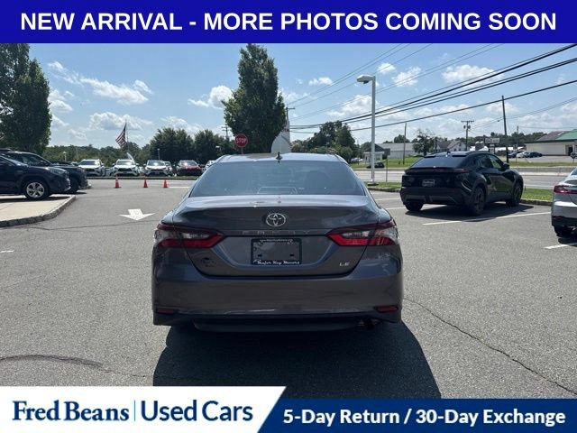 Used 2023 Toyota Camry LE w/ Convenience Package FWD image 4