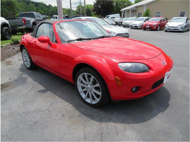 Used 2006 MAZDA MX-5 Miata Sport RWD image 27