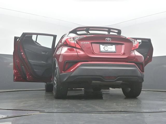 Used 2018 Toyota C-HR XLE FWD image 56