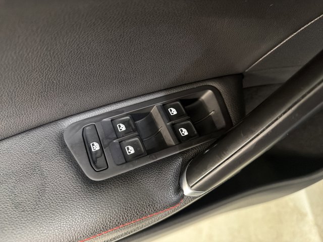 Used 2021 Volkswagen GTI SE FWD image 18