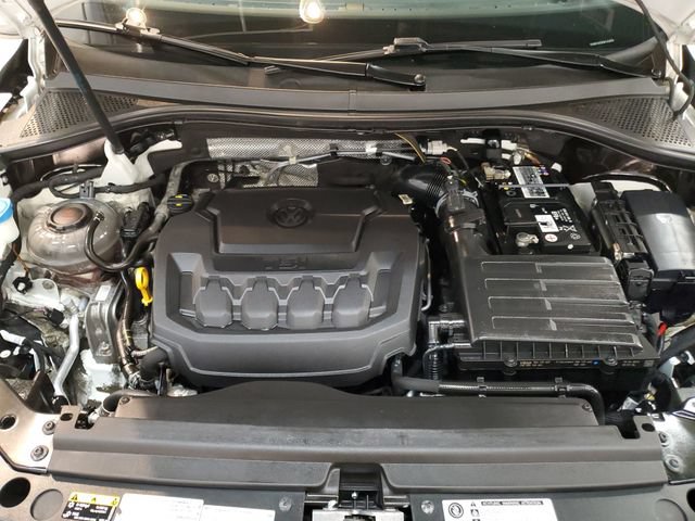 Used 2019 Volkswagen Tiguan S w/ 3rd Row Seat Package AWD/4WD image 24