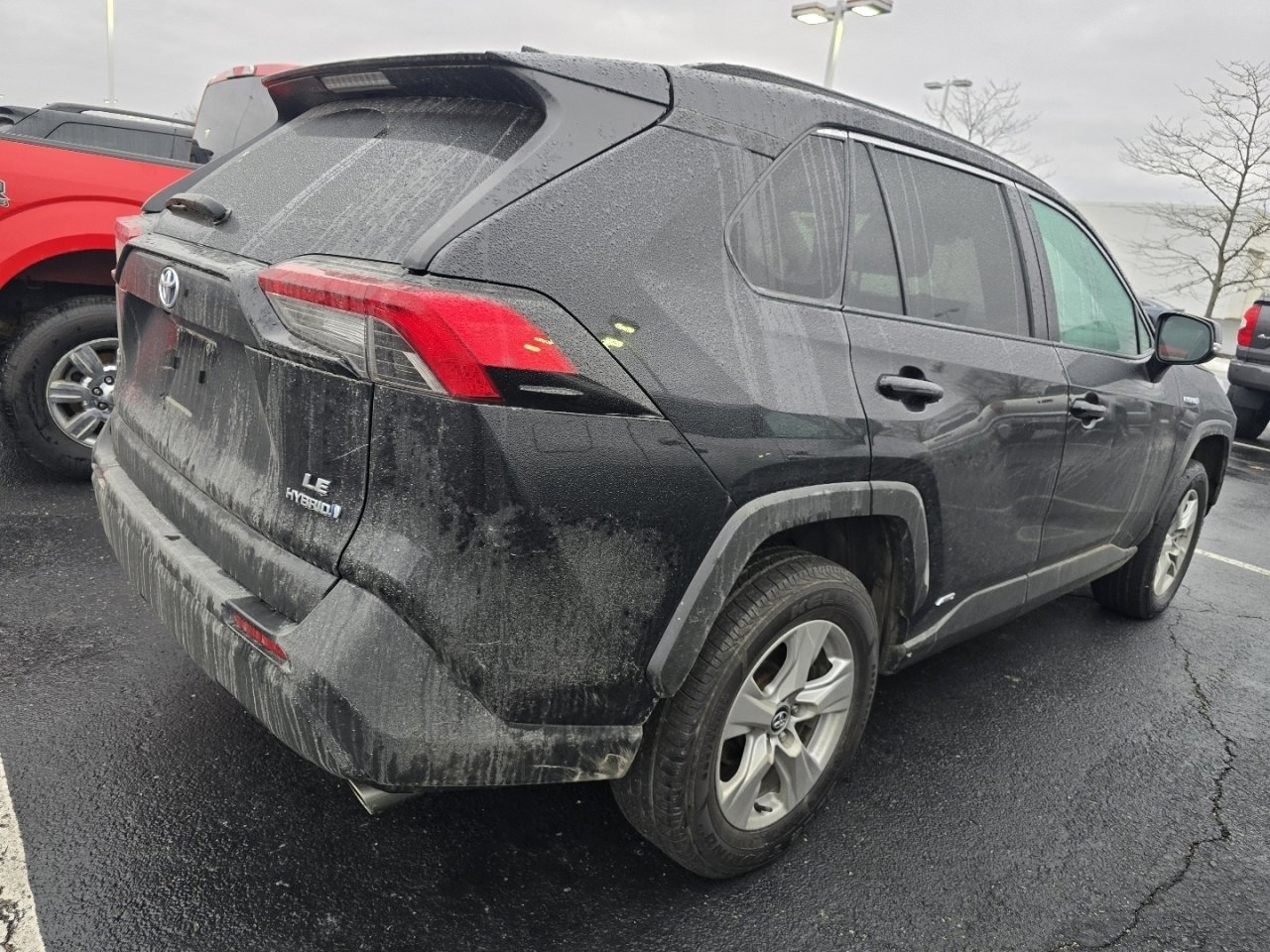 Used 2019 Toyota RAV4 LE image 8