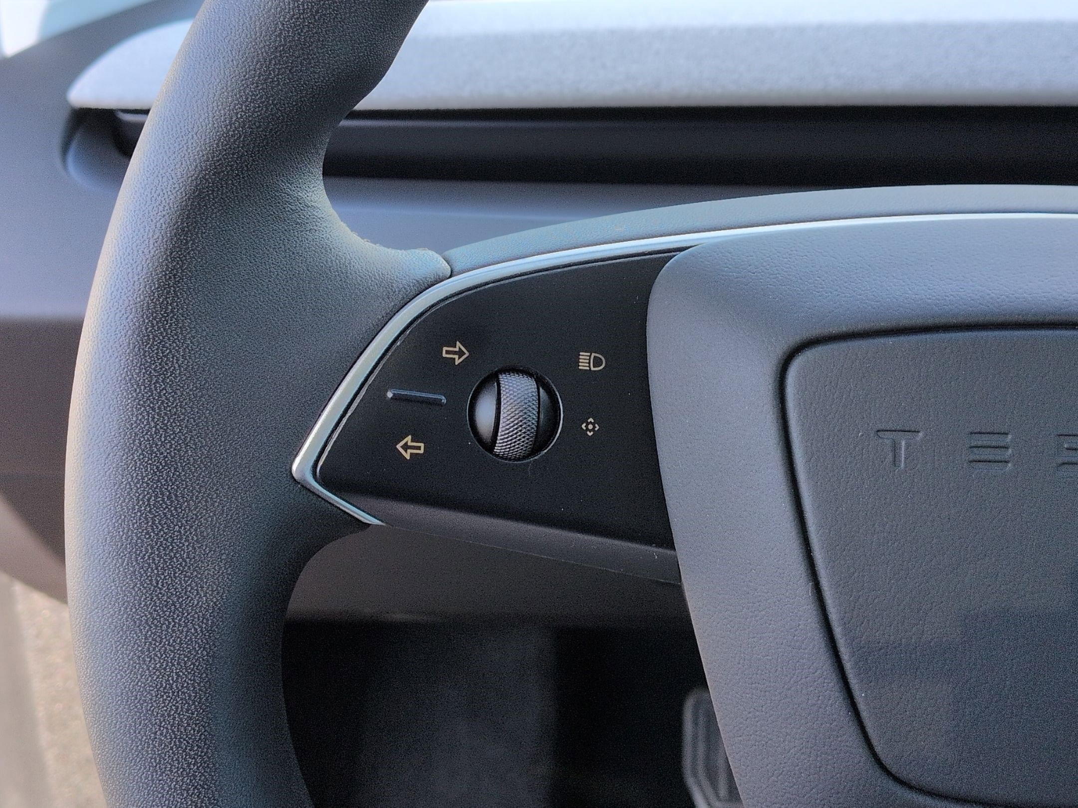 Used 2024 Tesla Model 3 image 19