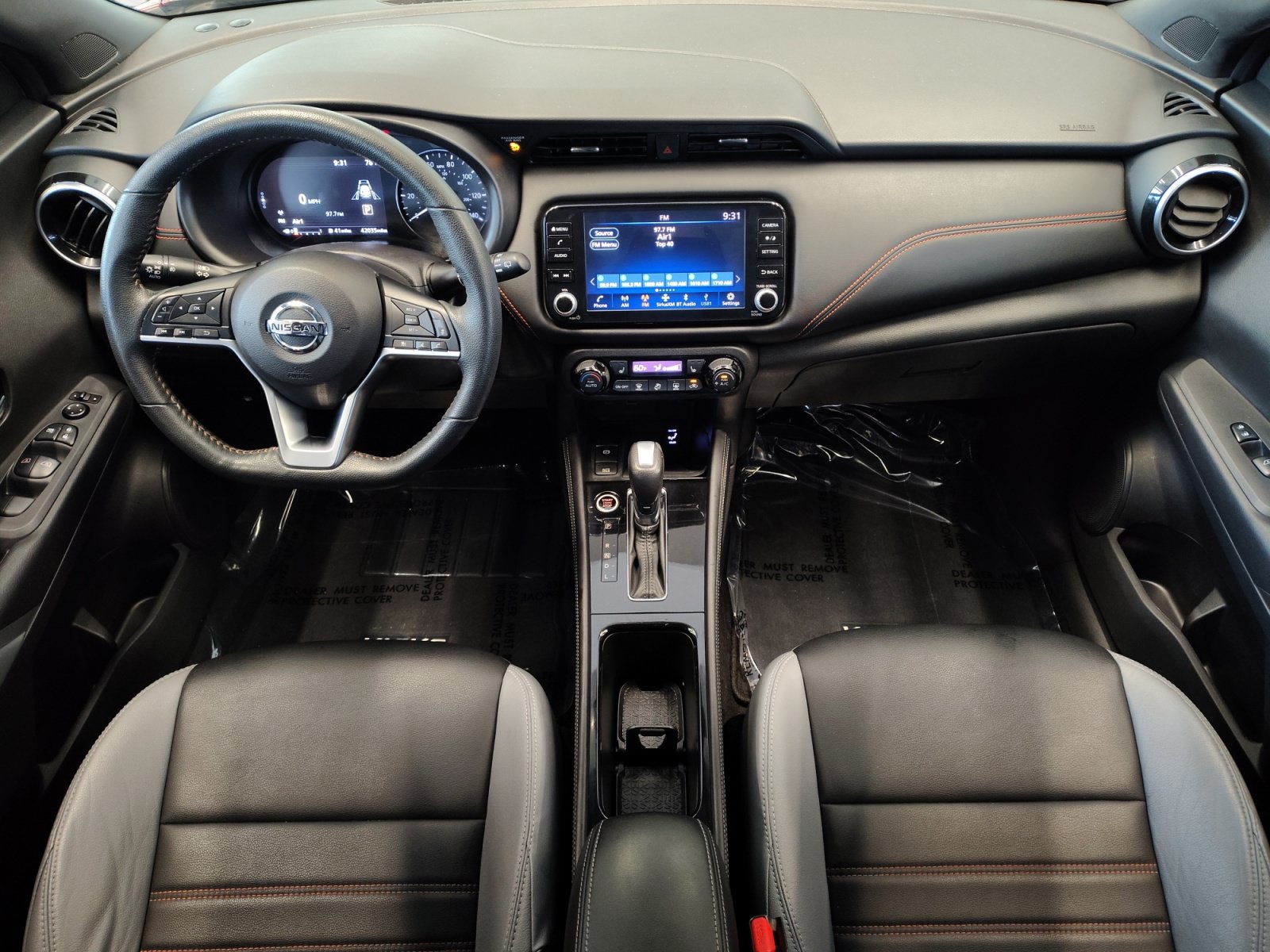 Used 2021 Nissan Kicks SR w/ SR Premium Package FWD image 3