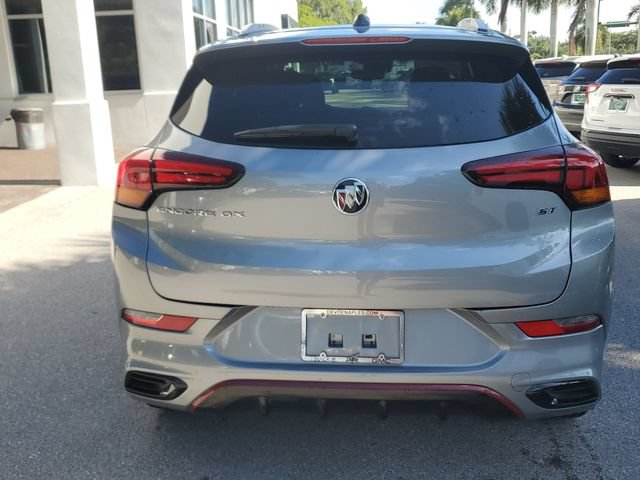 Certified 2023 Buick Encore GX Select w/ Sport Touring Package FWD image 4