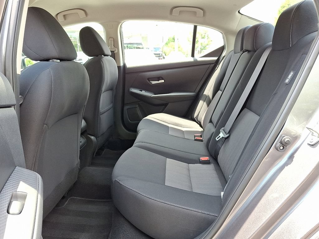 Used 2021 Nissan Sentra SV FWD image 10