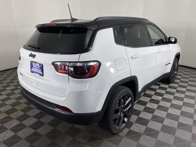 New 2026 Jeep Compass Limited w/ Sun, Sound & Navigation Group AWD/4WD image 9