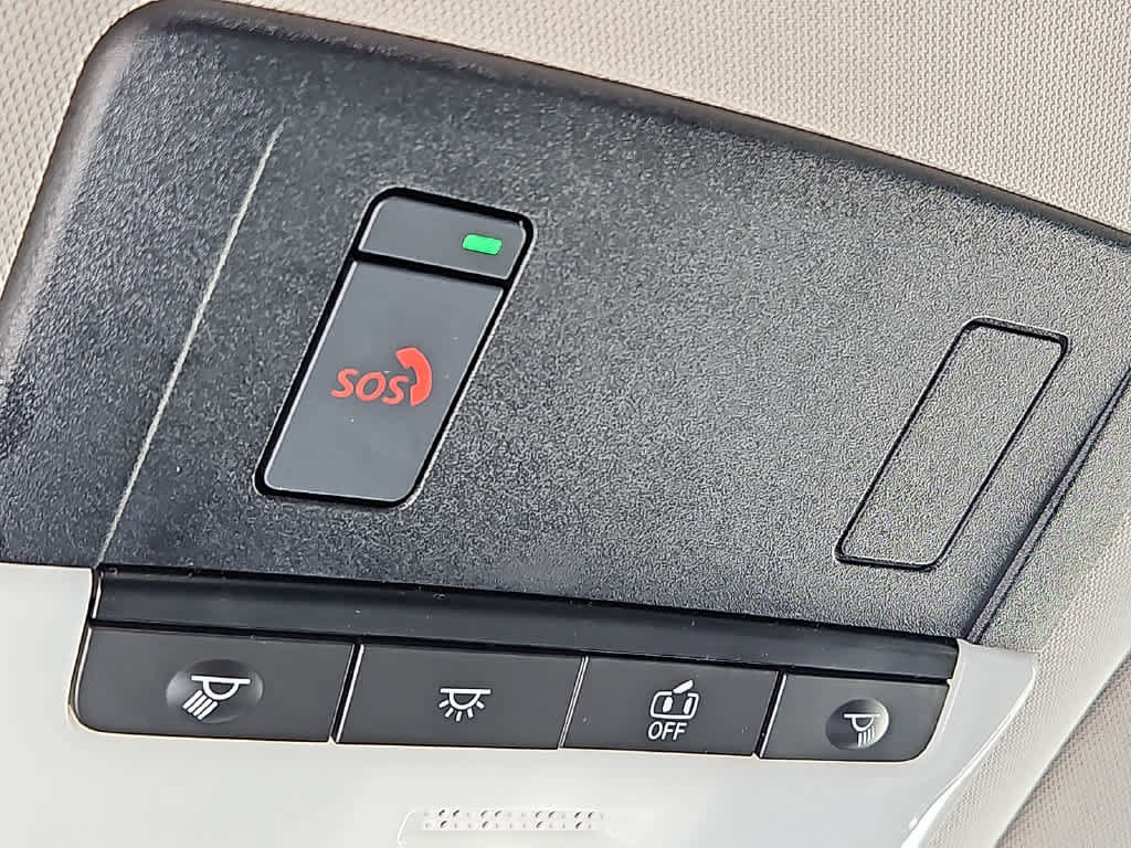 Used 2025 Nissan Pathfinder SV FWD image 23