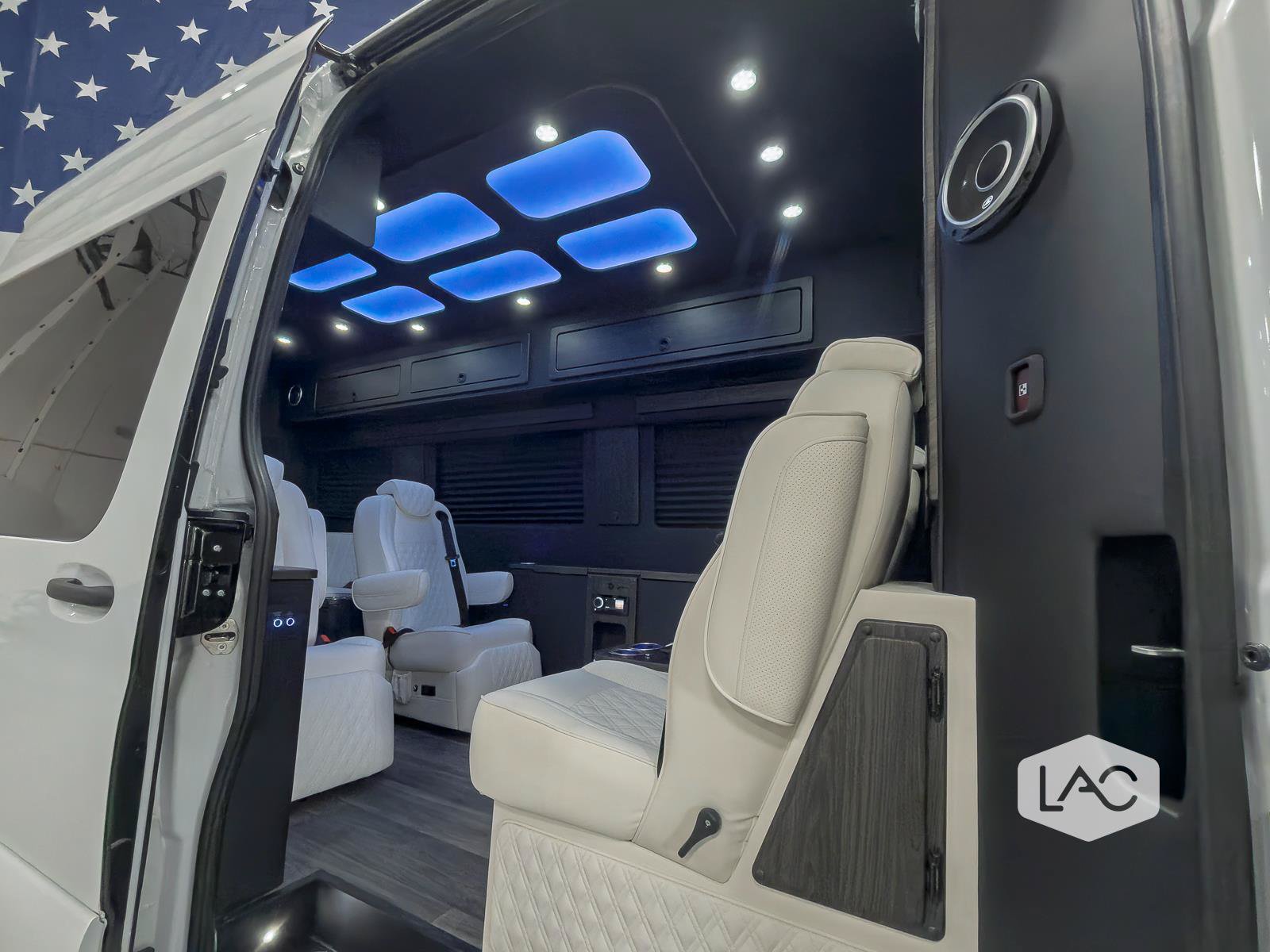 Used 2025 Mercedes-Benz Sprinter 3500 image 6