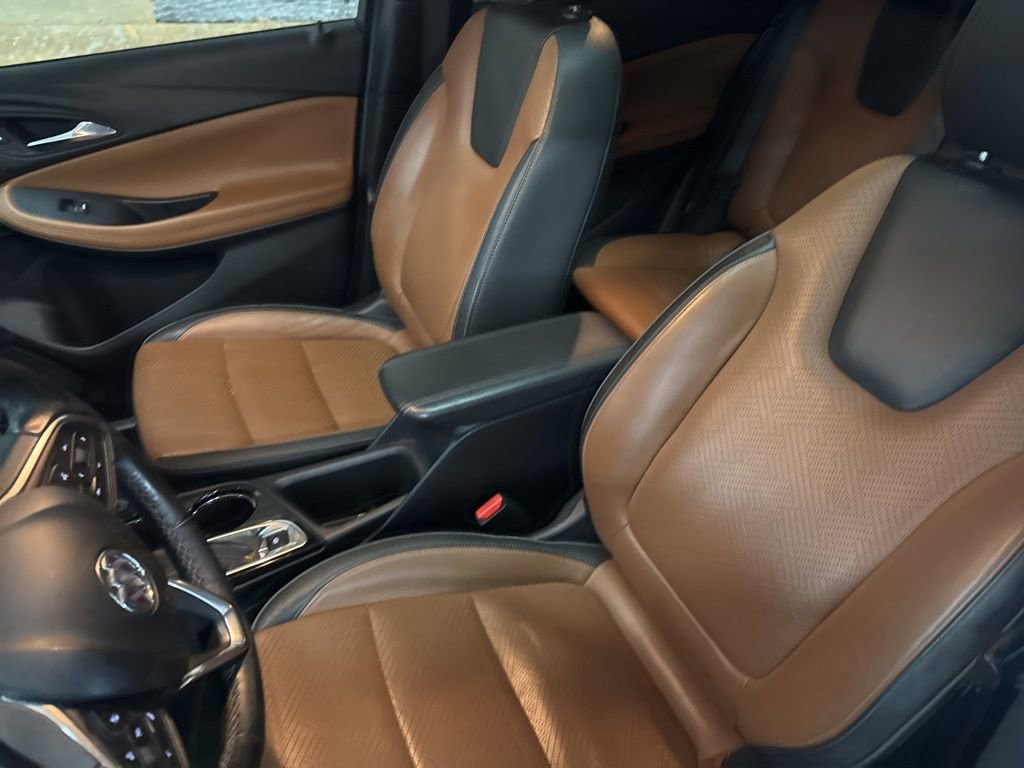 Used 2021 Buick Encore GX Essence w/ Experience Buick Package image 11