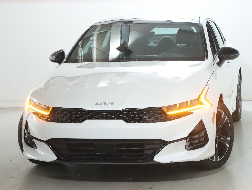 Used 2023 Kia K5 GT-Line image 3