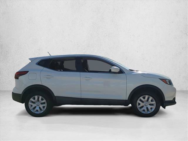 Used 2019 Nissan Rogue Sport S FWD image 4