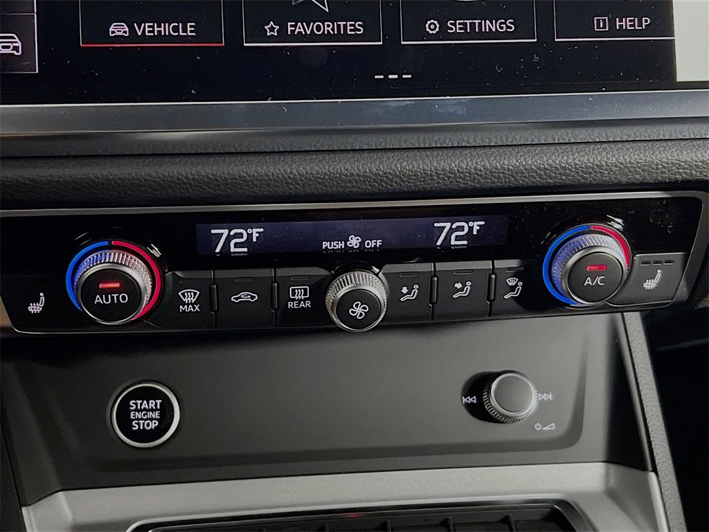 New 2025 Audi Q3 2.0T Premium image 16