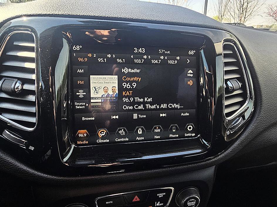 Used 2019 Jeep Compass Limited w/ Advanced Safety Group image 27