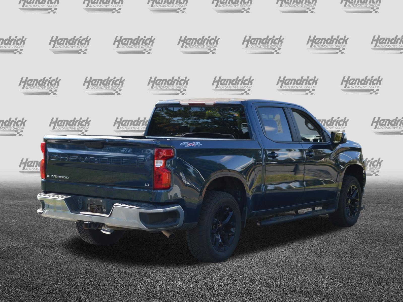 Used 2021 Chevrolet Silverado 1500 LT AWD/4WD image 11
