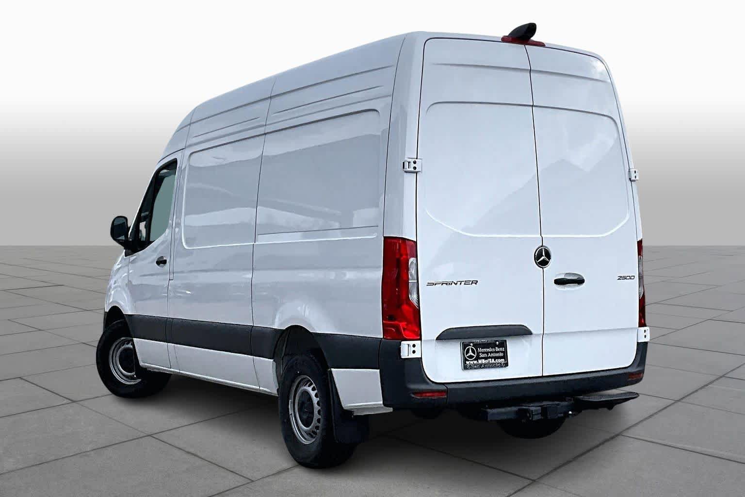 New 2025 Mercedes-Benz Sprinter 2500 image 4
