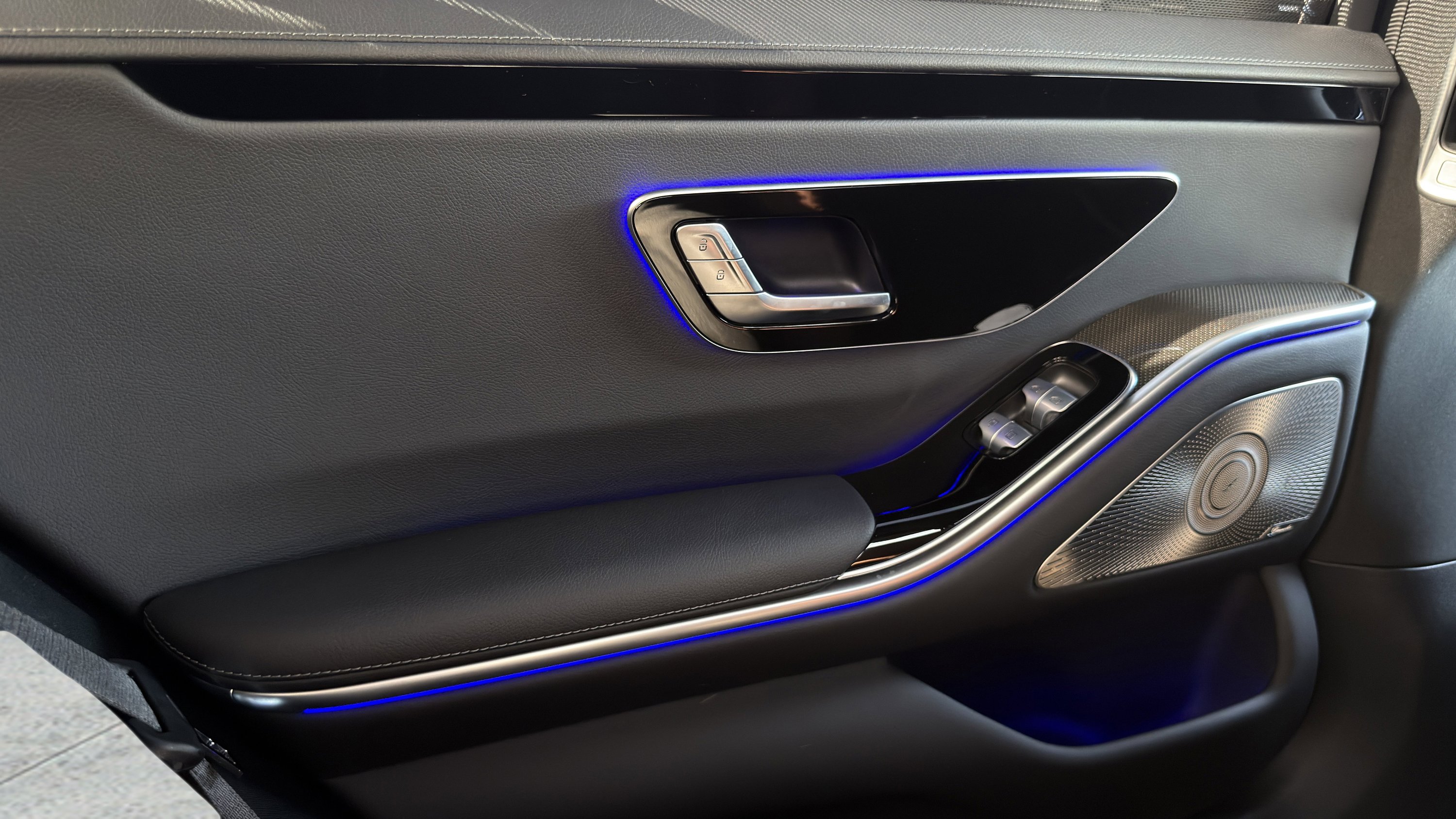 Used 2022 Mercedes-Benz S 500 S 500 w/ AMG Line Package image 61