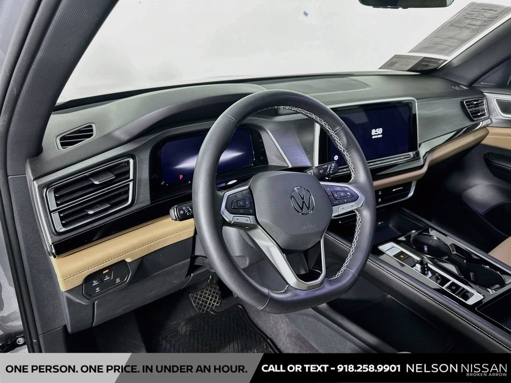 Used 2024 Volkswagen Atlas Cross Sport SE AWD/4WD image 9