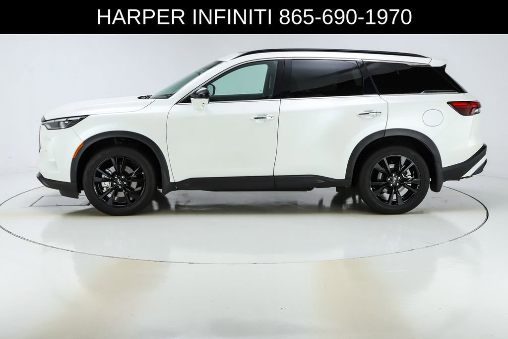Used 2025 INFINITI QX60 Luxe w/ Black Edition image 2