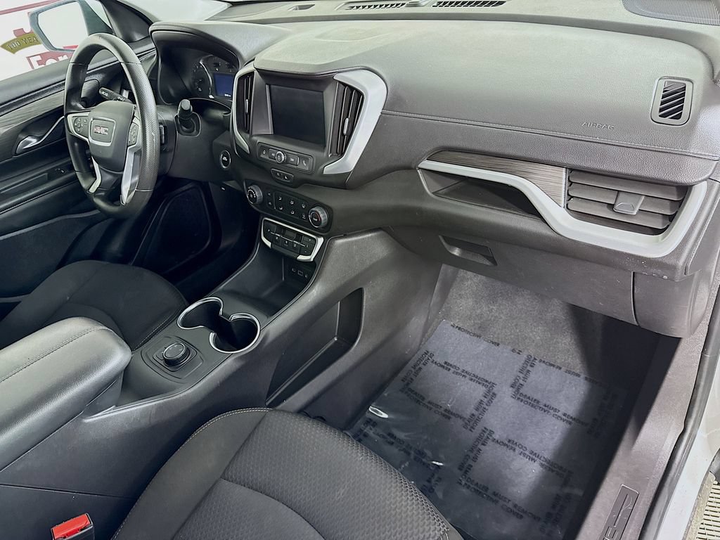 Used 2024 GMC Terrain SLE AWD/4WD image 28