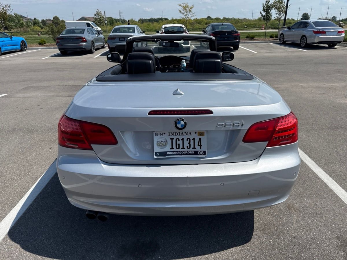 Used 2013 BMW 328i Convertible RWD image 4