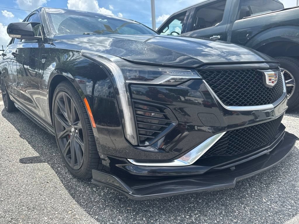 Used 2021 Cadillac CT4 Sport w/ Climate Package RWD image 4
