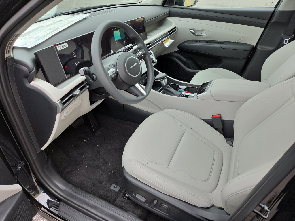New 2026 Hyundai Tucson SEL Plus FWD image 10