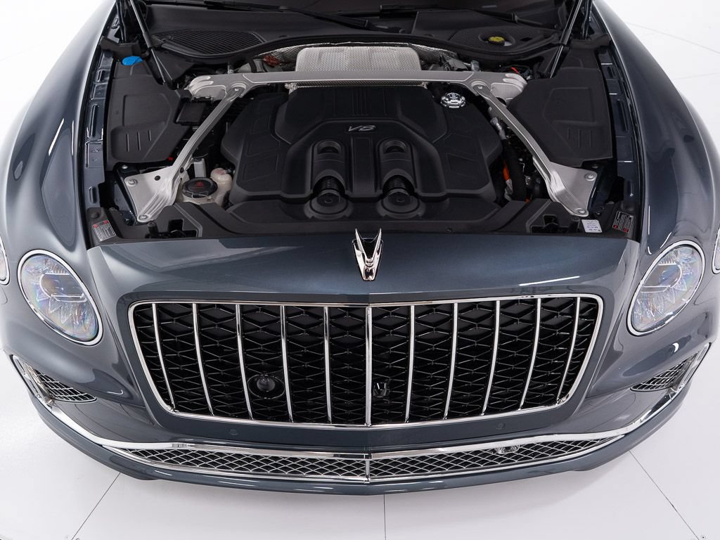 Used 2026 Bentley Flying Spur Plug-In Hybrid AWD/4WD image 46