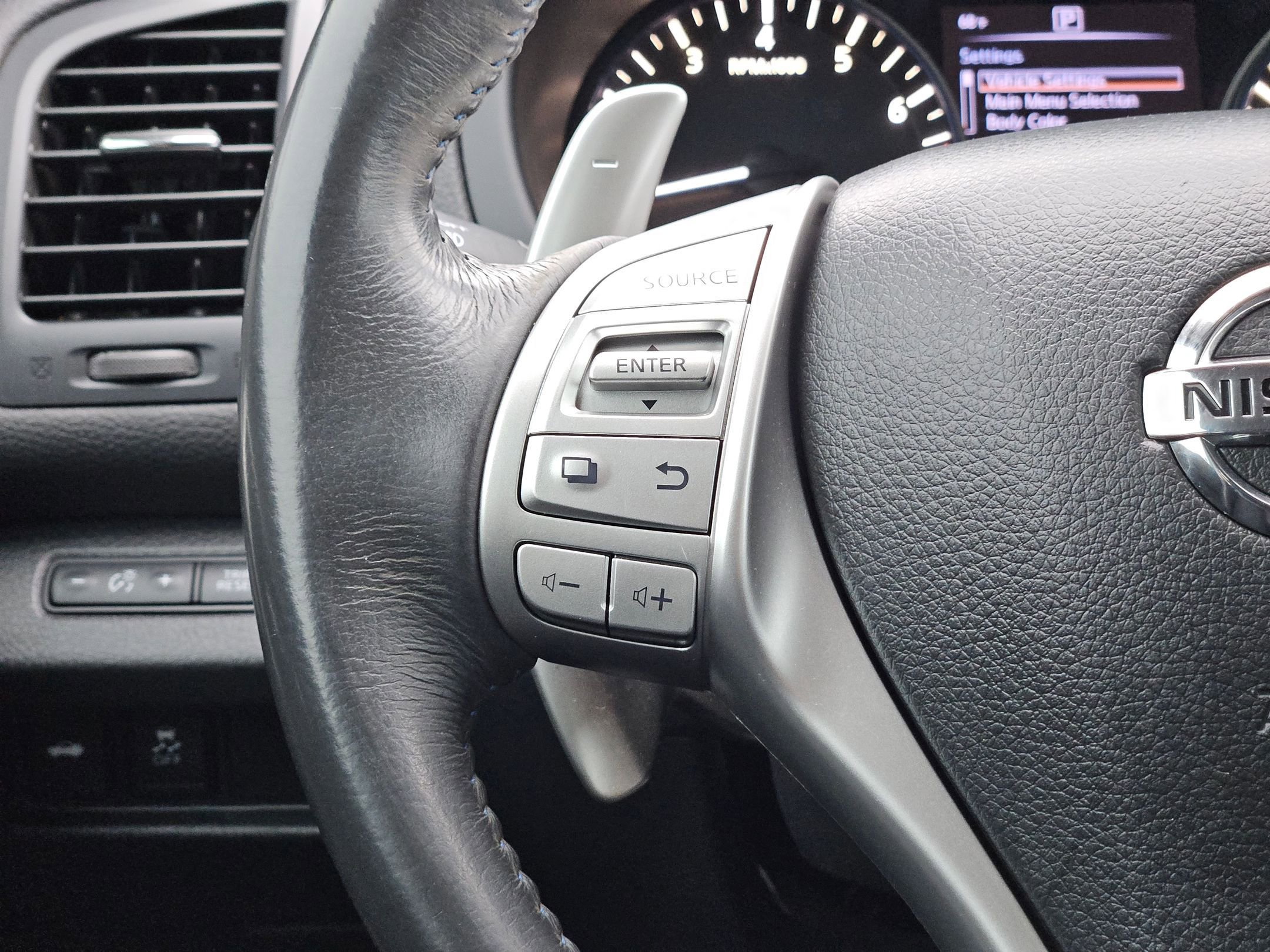 Used 2017 Nissan Altima 2.5 SR w/ Midnight Edition Package image 21