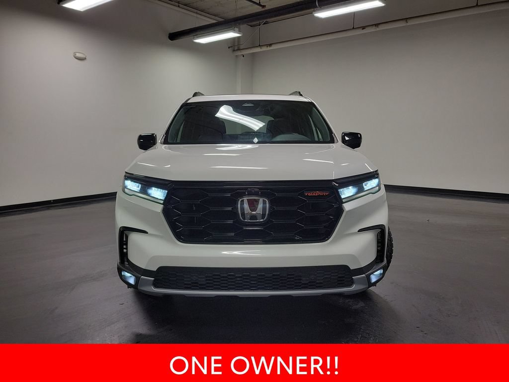 Used 2023 Honda Pilot TrailSport image 3