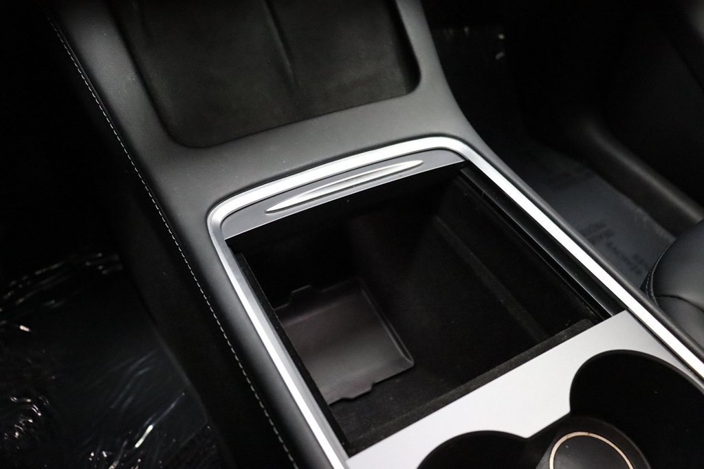 Used 2022 Tesla Model Y Performance AWD/4WD image 40