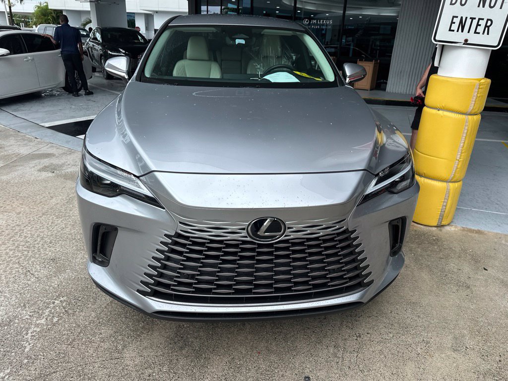Used 2023 Lexus RX 350 FWD image 9