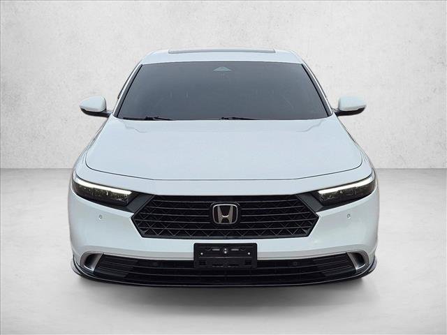 Used 2025 Honda Accord Touring image 2