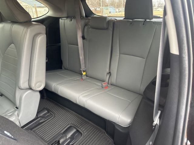 Used 2023 Toyota Highlander XLE image 22