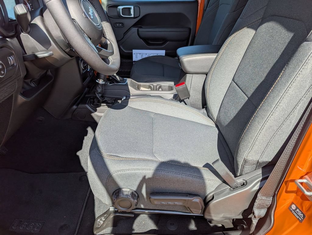 New 2026 Jeep Gladiator Sport AWD/4WD image 11