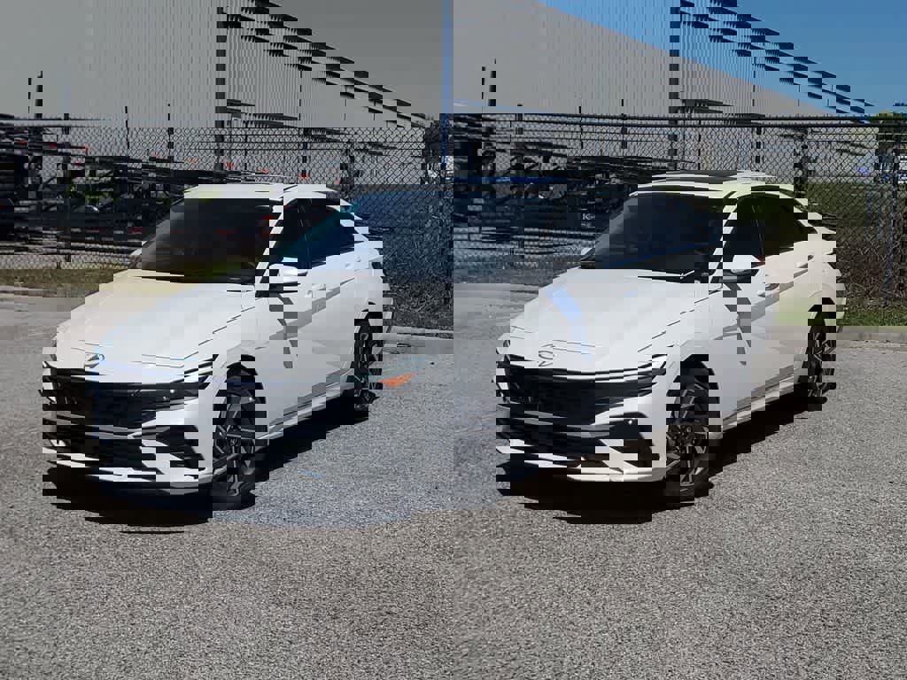 New 2026 Hyundai Elantra Limited