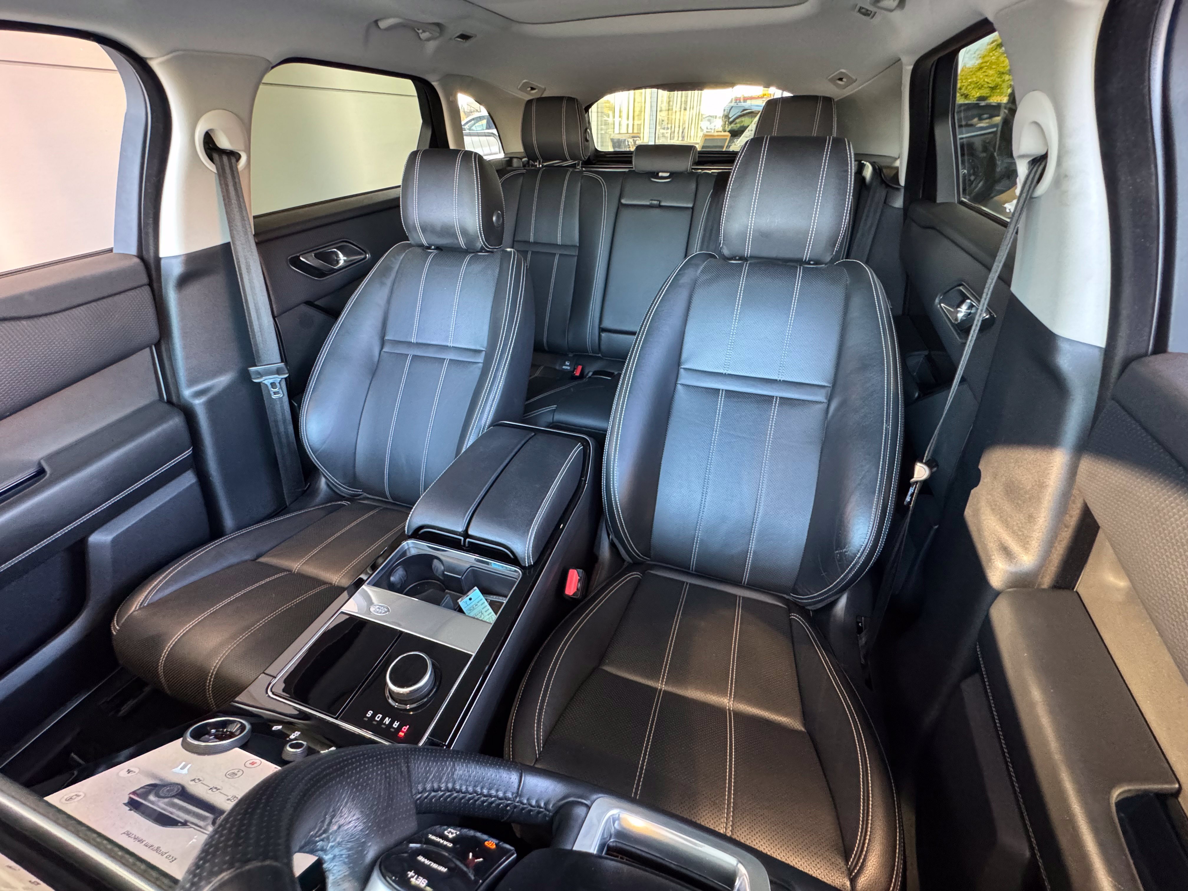 Used 2018 Land Rover Range Rover Velar S AWD/4WD image 12