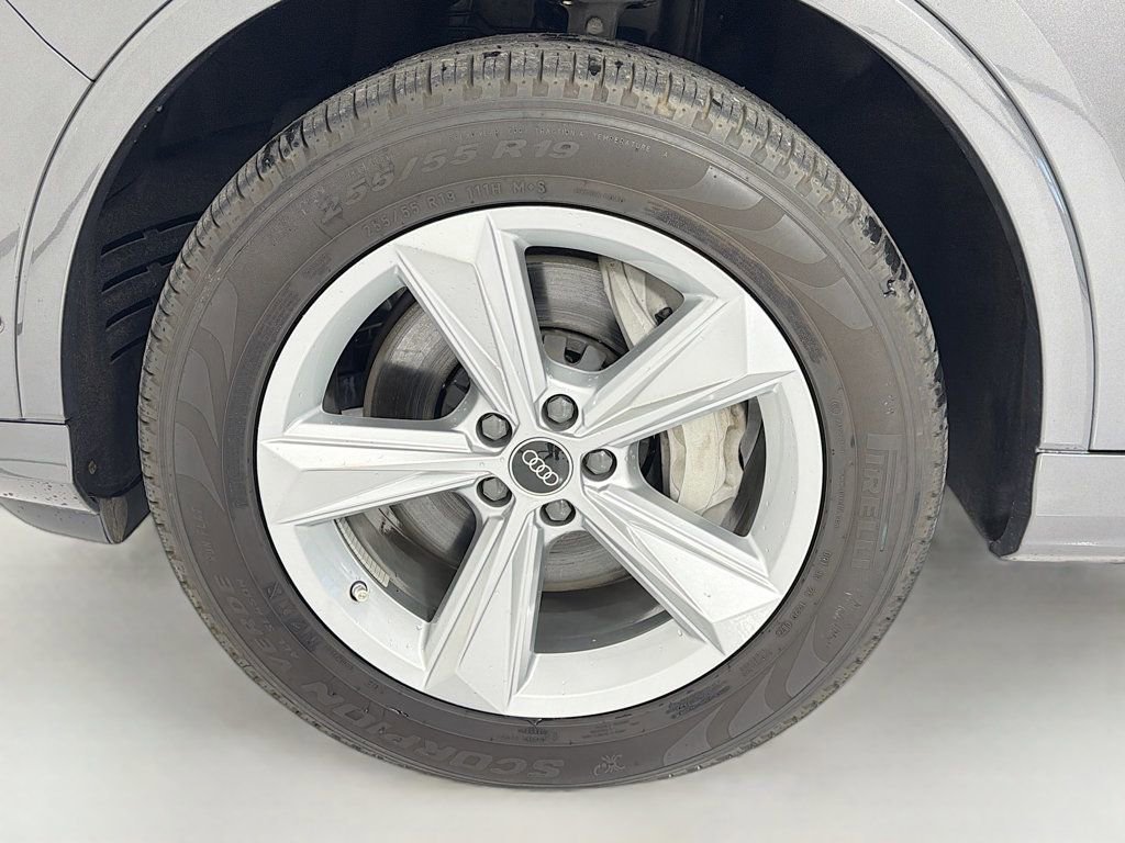 Used 2022 Audi Q7 3.0T Premium w/ Convenience Package image 33