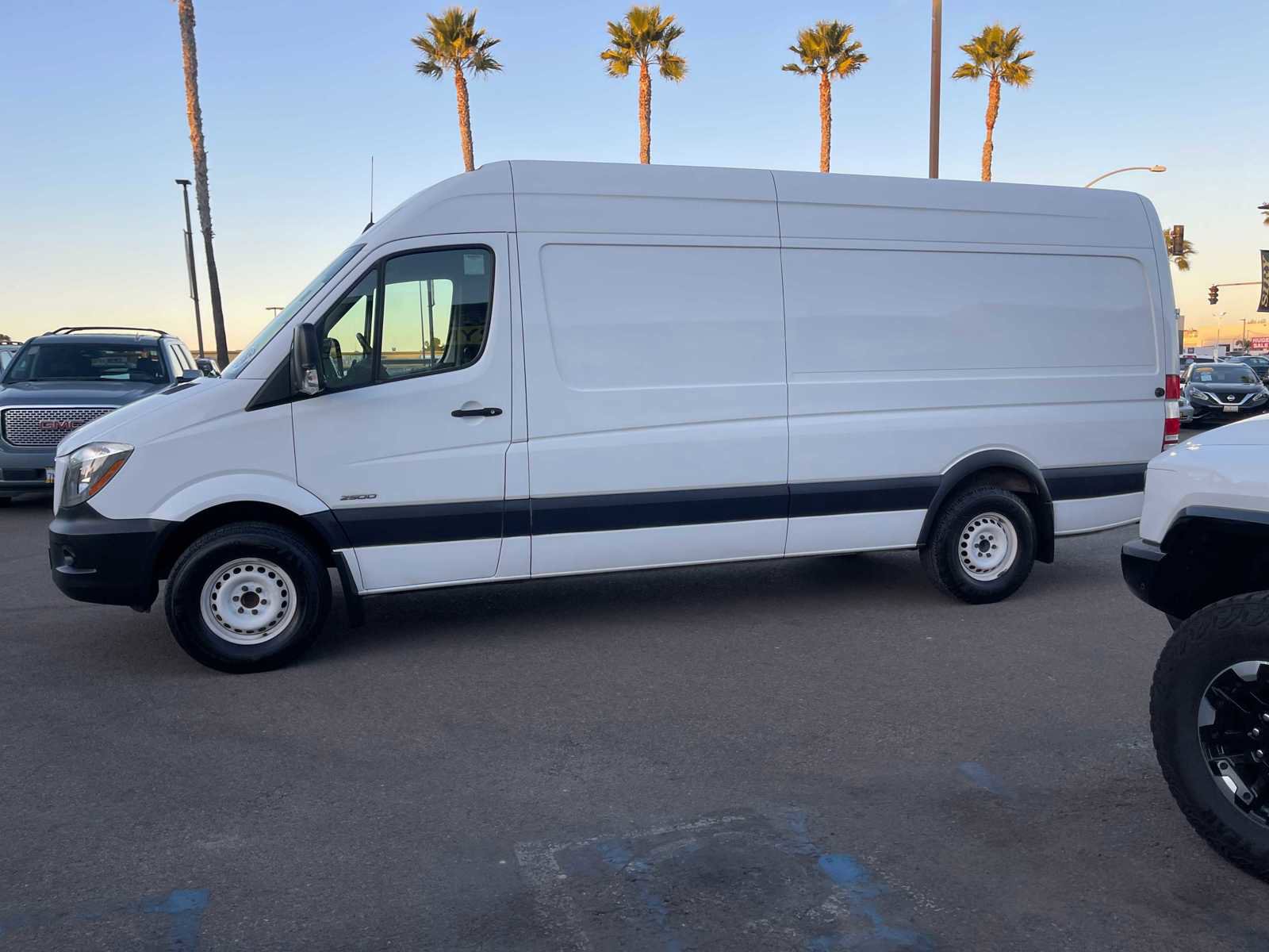 Used 2015 Freightliner Sprinter 2500 image 6
