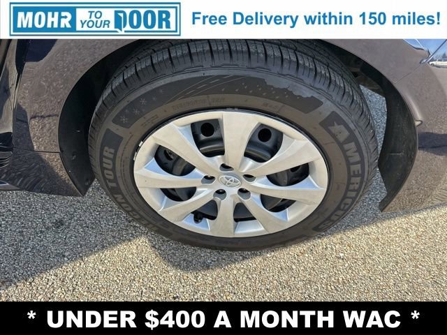 Used 2021 Toyota Corolla LE image 32
